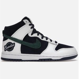 Nike Dunk “Sports Specialties”